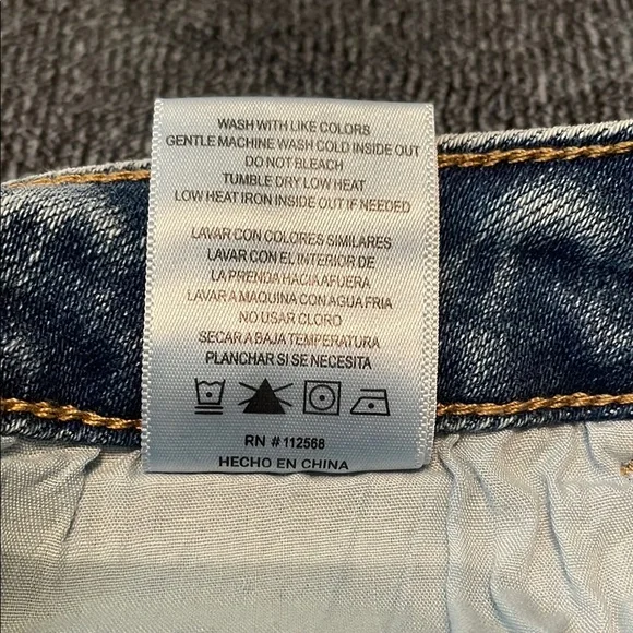 Ceros Wide Leg Flare Jeans with Vintage Wash - Picture 6 of 7